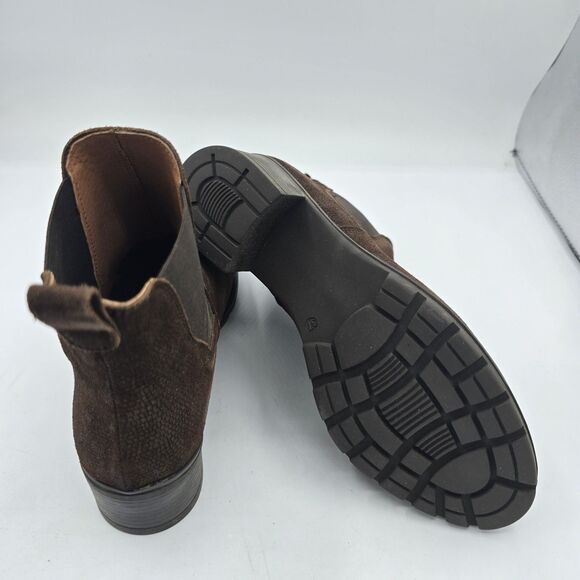 Eric Michael Women's Size 37 (6.5-7) Brown Leather Chelsea Ankle Boots - Picture 7 of 9